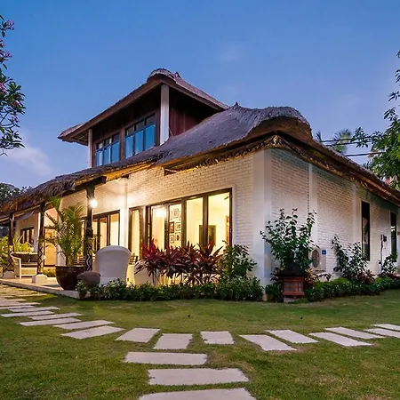 The Indies Estate-2